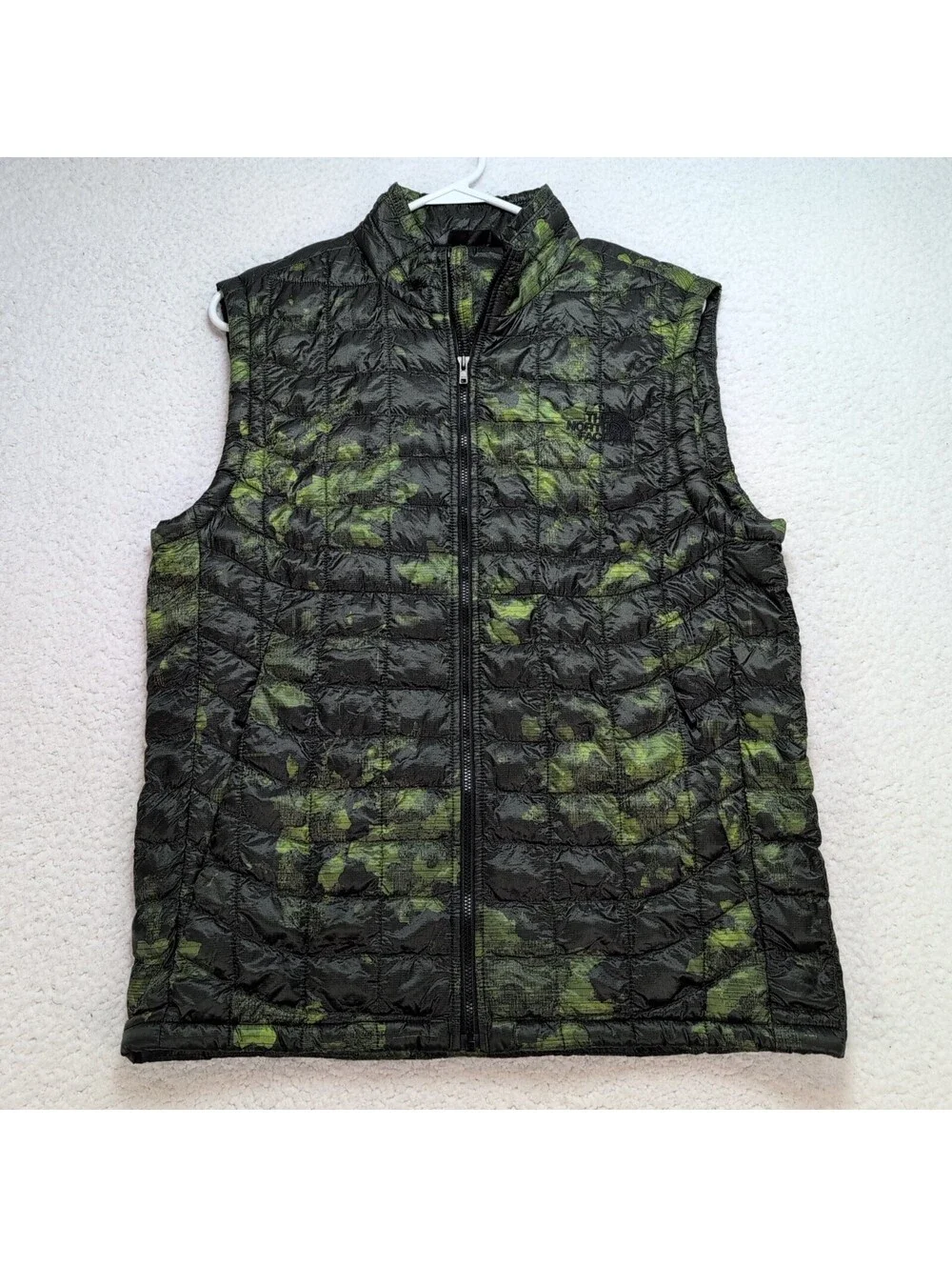 The North Face Camo ThermoBall Insulated Vest Men's Small Green Full Zip